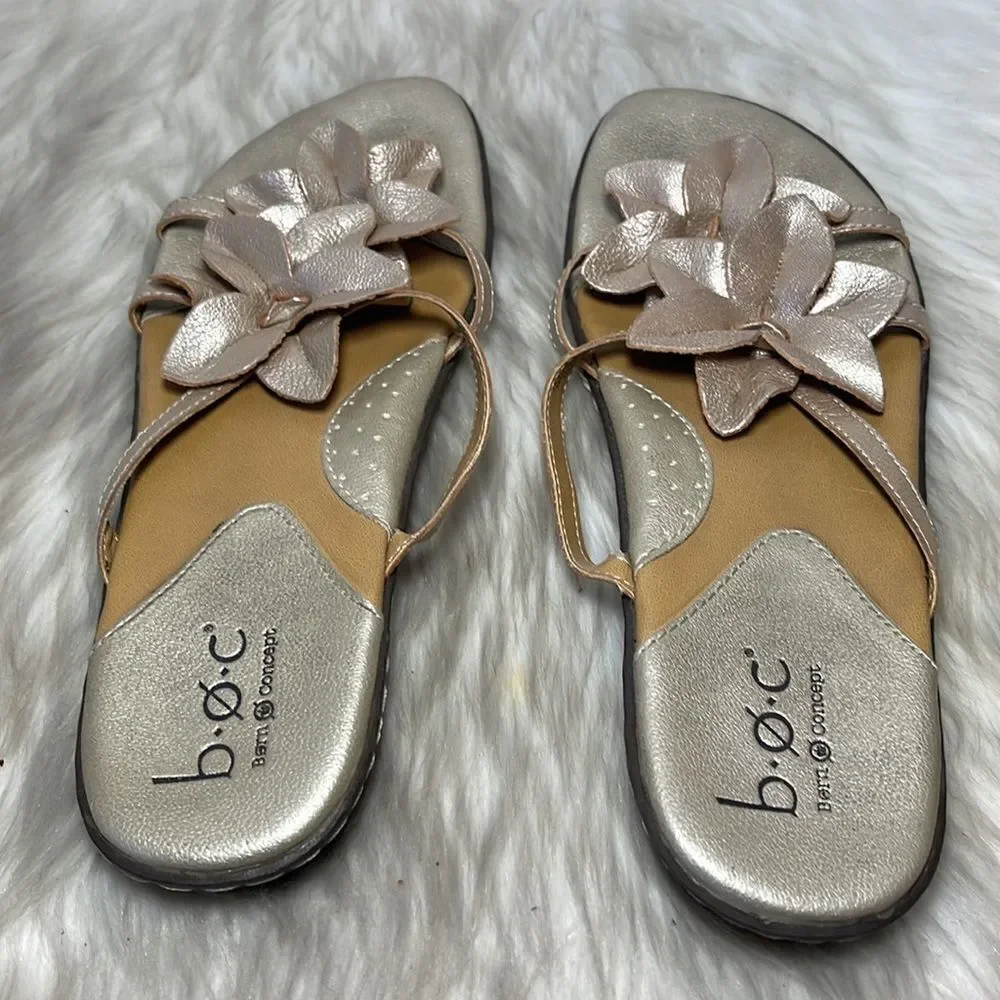 Born BOC‎ Champagne Floral Cutout Thong Sandals Sz 9